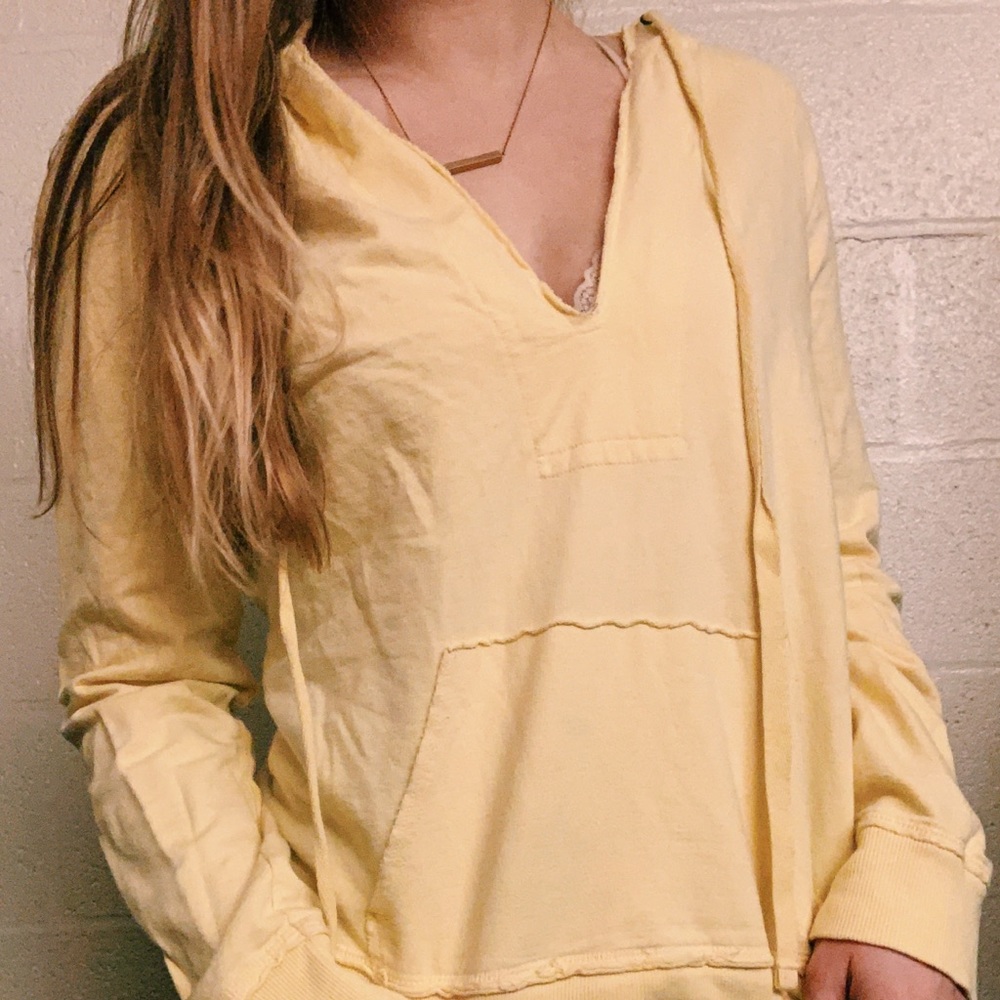Cute Yellow Sweatshirt/Hoodie!!